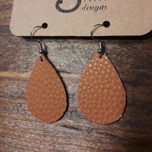 Small Tan Teardrop Earrings